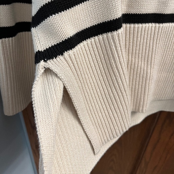 Gap women’s sweater, light tan and black stripe, size M - Picture 3 of 5